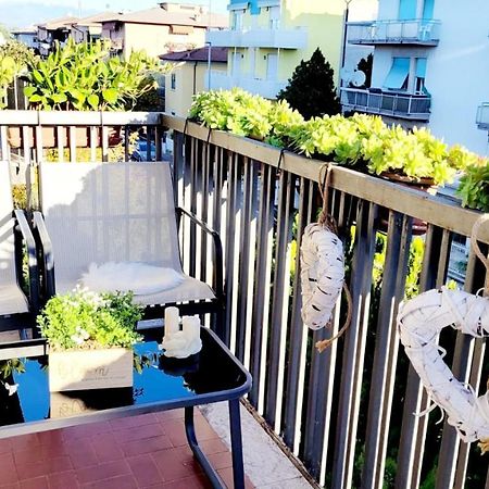 Appartamento Vicino Al Centro Adigeo E Fiera Verona Bagian luar foto