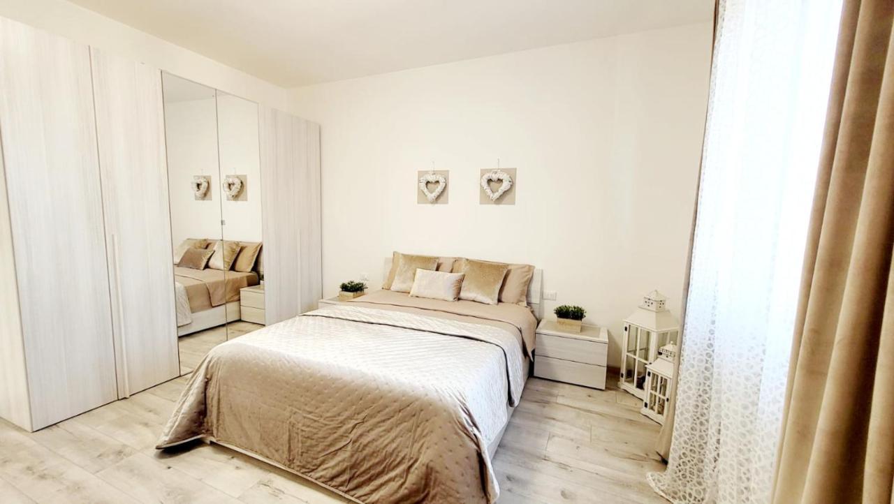 Appartamento Vicino Al Centro Adigeo E Fiera Verona Bagian luar foto
